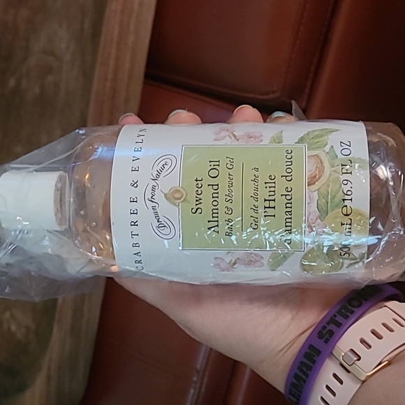 Crabtree & Evelyn Bath & Body New Crabtree Evelyn Sweet Almond Oil